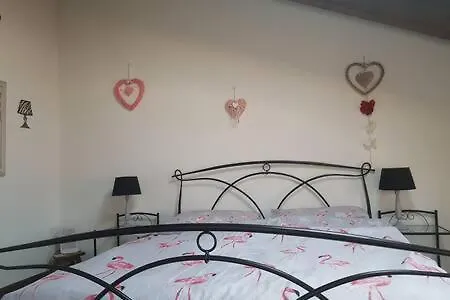 شقة شقة 270 متر مربع من 4 غرفة و4 حمام خاص في Verona Suburbs